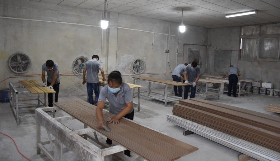 Guangzhou Wuyang Yiguan Acoustic Materials Co., Ltd. línea de producción del fabricante