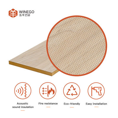 Los paneles de MDF microperforados absorben el sonido y los paneles de pared decorativos