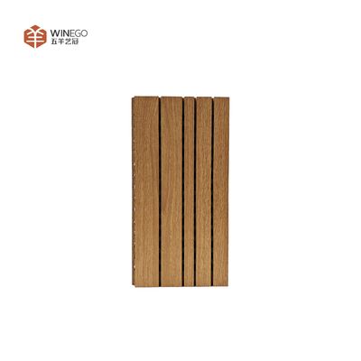 Los sistemas de paneles de ranura de Winego construidos para el confort acústico y ambientes elegantes